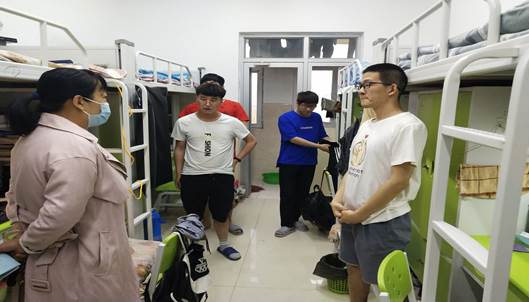 )0B8_6EK0MF81Z)P}QC%0@H